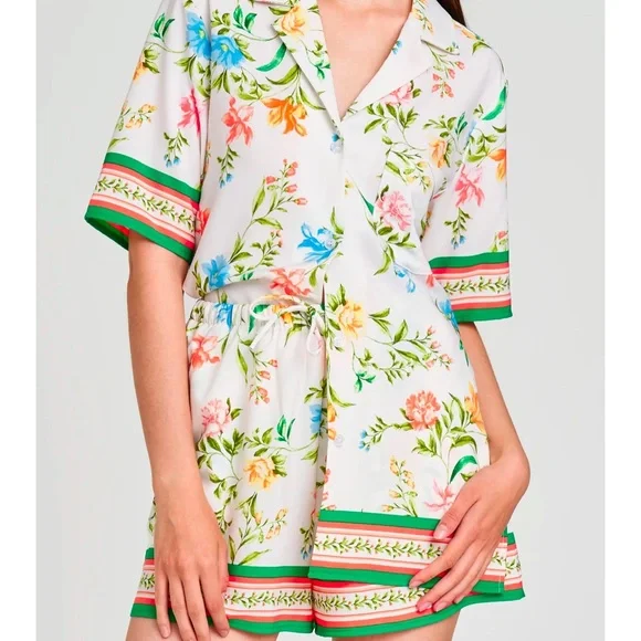 WAYF Carmen Floral Print Camp Shirt + matching shorts - Picture 8 of 10